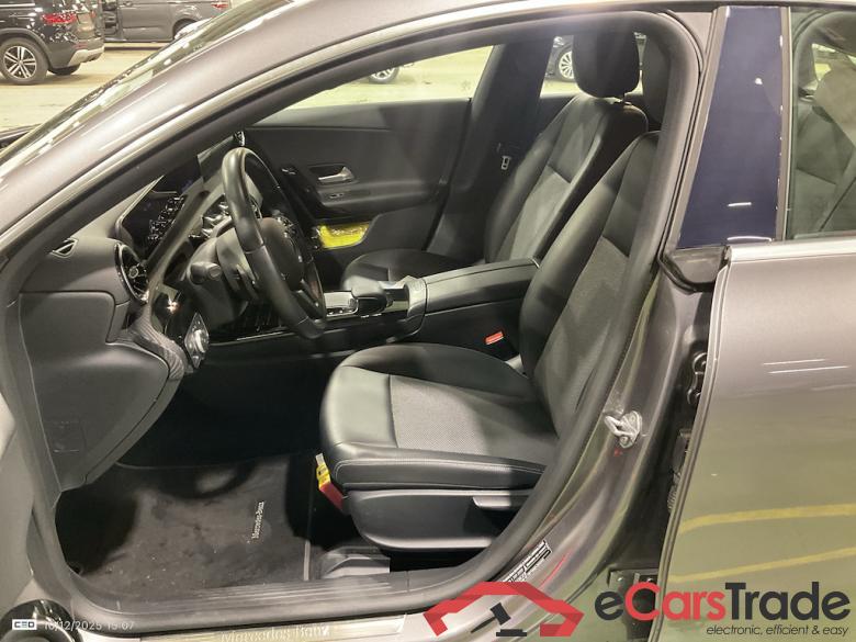 Mercedes CLA 180d SB Aut. LED-Xenon Navi-Pro 1/2 Leather KeylessGo Camera Klima PDC ... #5