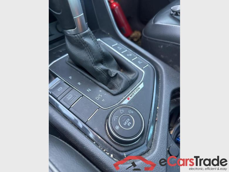 VOLKSWAGEN Tiguan 1.4 TSI 4MOTION 110 kW (150 ch) 6 vitesses DSG #4