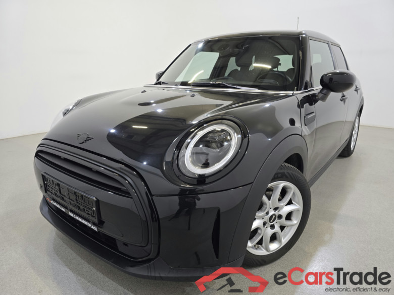 Mini Cooper Facelift 1.5i 136Hp Aut. LED-Xenon Virtual Ambient Navi 1/2 Sport-Leather KeylessGo Klima PDC ... #1