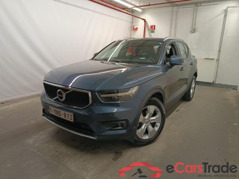 Volvo XC40 T3 Momentum Pro 5d #1