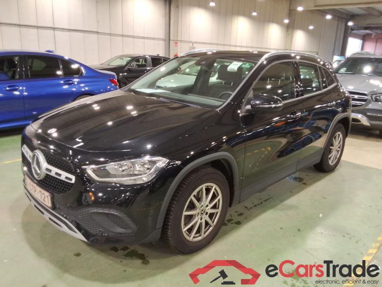 MERCEDES-BENZ GLA 2.0 GLA 180 D DCT BUSINESS SOLUTION ESS #1