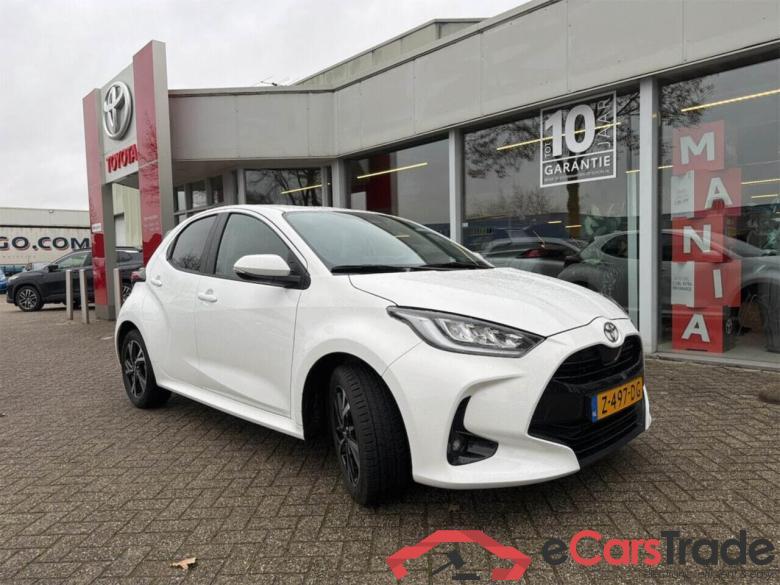 TOYOTA YARIS 1.5 Hybrid 115 First Edition #2