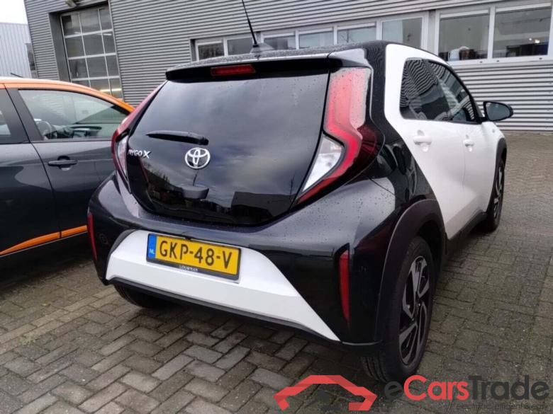 TOYOTA Aygo X 1.0 VVT-i S-CVT Pulse #4