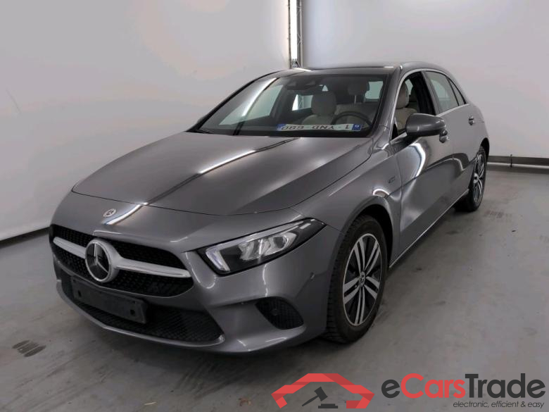 MERCEDES-BENZ CLASS A (W177) A 250 e PHEV Business Solution