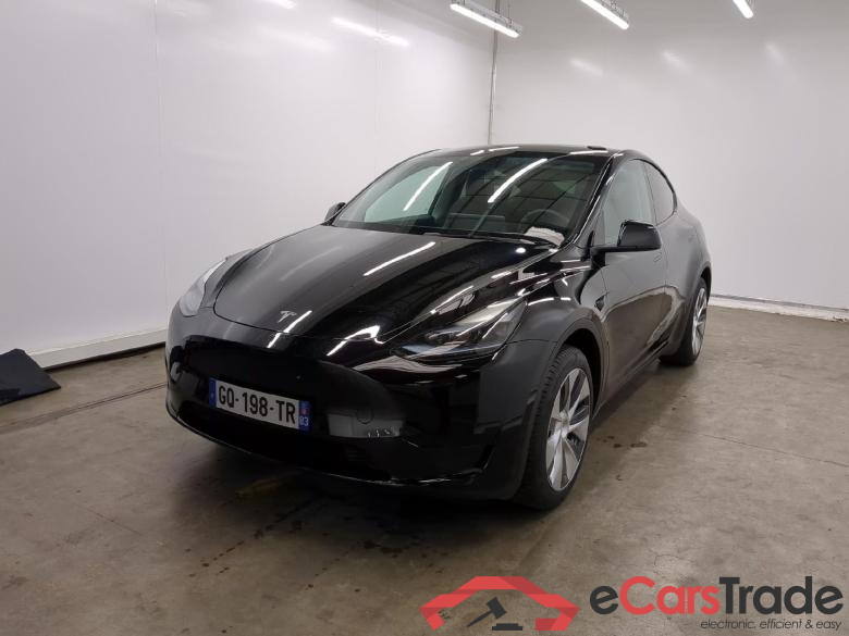 TESLA Model Y / 2021 / 5P / SUV RWD