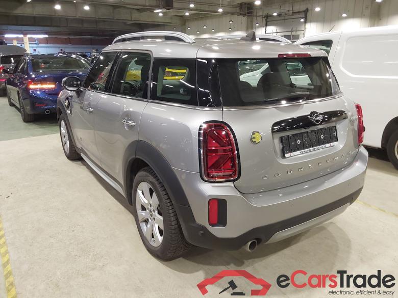 MINI COUNTRYMAN 1.5 COOPER S E 4WD AUTO #2