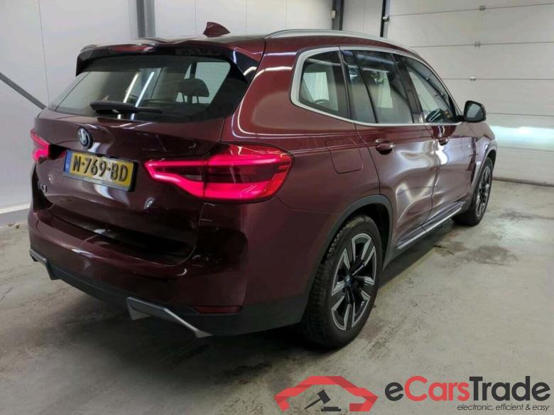 BMW iX3 Executive #2