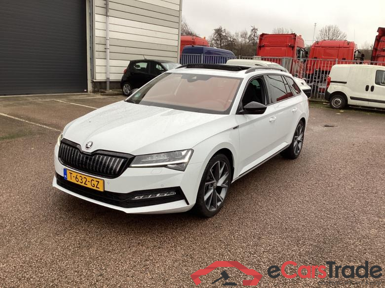 SKODA Superb Combi 1.4 TSI iV Sp. Bns