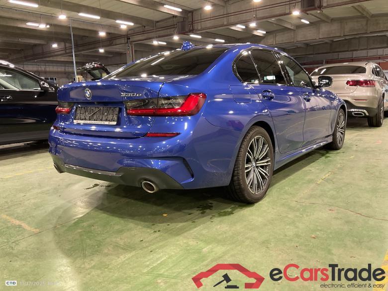 BMW 3 - 2019 330eA PHEV #4