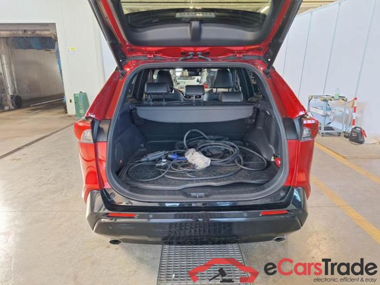 TOYOTA RAV4 / 2018 / 5P / CROSSOVER PLUG-IN 2.5 PHEV 306CV ECVT STYLE+ 4WD #5