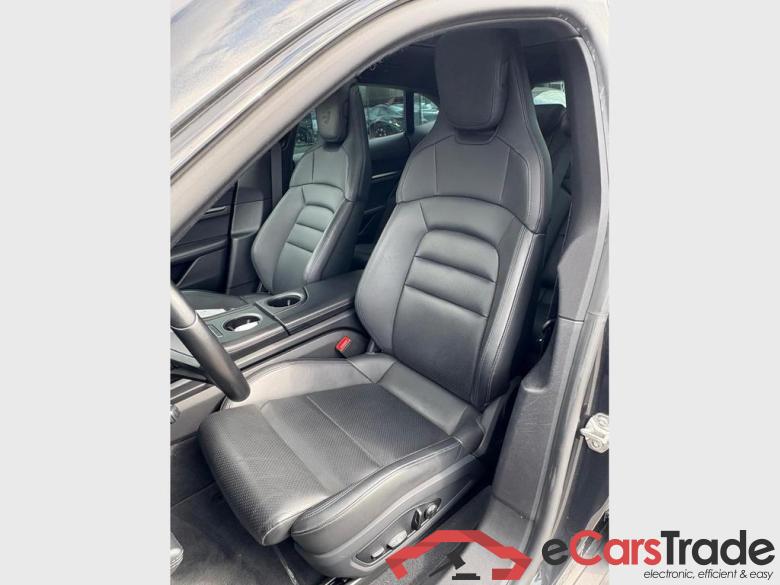 PORSCHE Taycan Cross Turismo Taycan 4 Cross Turismo (MY22) #3