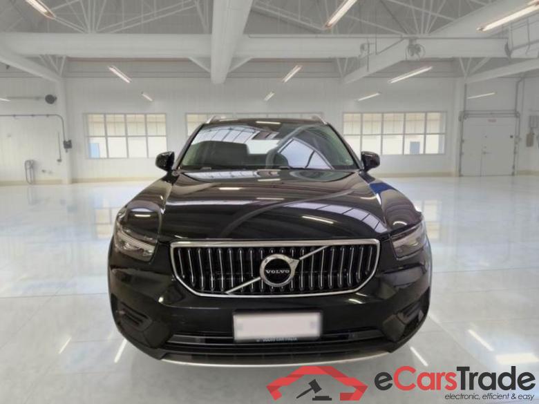 VOLVO XC40 / 2017 / 5P / SUV T4 PLUG-IN HYBRID AUTO RECH INSCRIP EXPR #6
