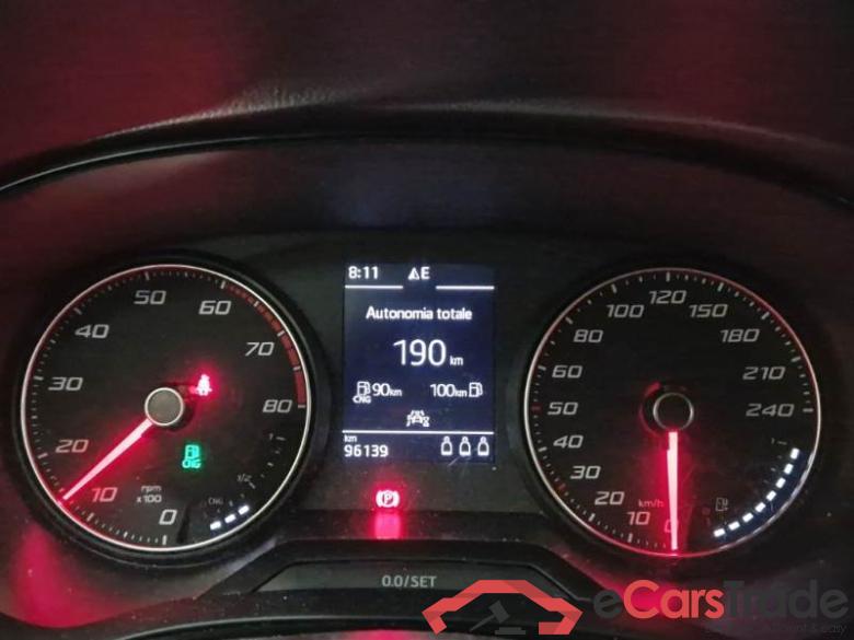 SEAT ARONA / 2017 / 5P / CROSSOVER 1.0 TGI 66KW FR #4