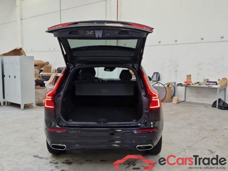 VOLVO XC60 / 2017 / 5P / SUV D4 GEARTR. R-DESIGN #5