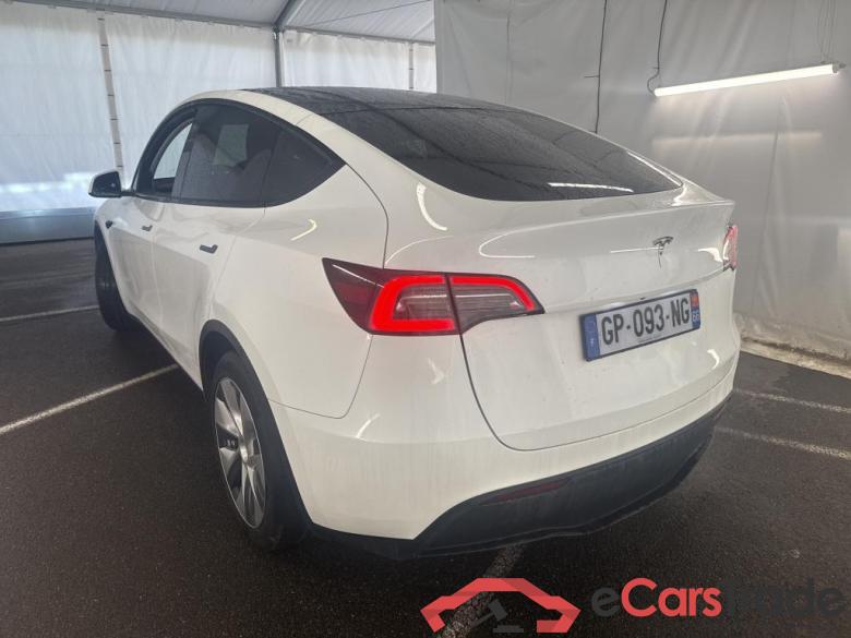 TESLA Model Y / 2021 / 5P / SUV RWD #3