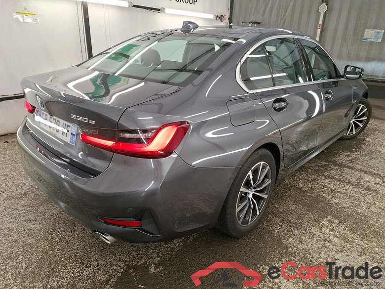 BMW 330e Plug-In Hybrid Aut. LED-Xenon LC-Pro Navi-Pro KeylessGo Camera Klima PDC ... #3