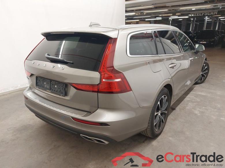 Volvo V60 D3 Geartronic Momentum Pro 5d #2