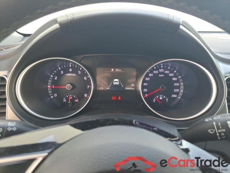 KIA Ceed / 2021 / 5P / berlina con portón 1.0 T-GDi 74kW (100CV) Drive #4