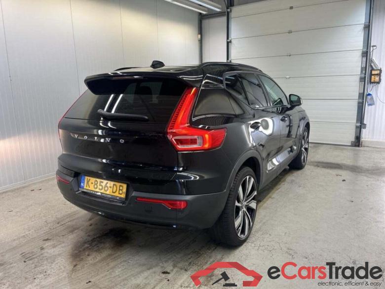 VOLVO XC40 Recharge P8 AWD RDes #2