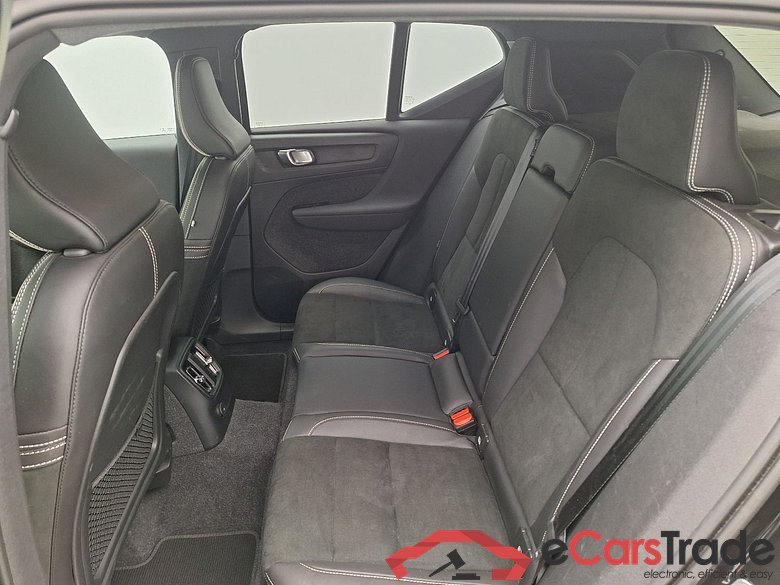 Volvo, XC40 '17 PHEV, Volvo XC40 T4 Recharge Geartronic R-Design 5d #4