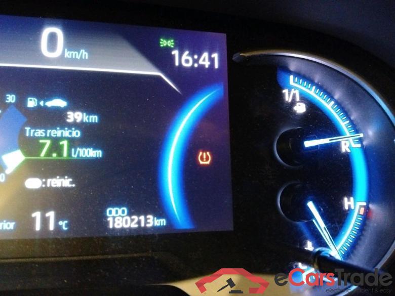 TOYOTA Rav4 / 2018 / 5P / todoterreno 2.5l 220H Advance #5