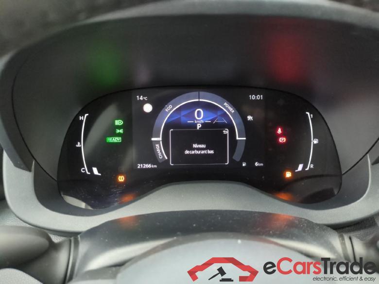 TOYOTA Yaris Cross Hybride / 2021 / 5P / SUV 1.5 HYBRID 116H DYNAMIC AUTO #6