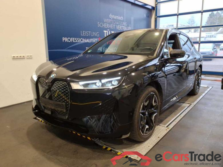 BMW iX (I20)(07.2021->) DE - SUV5 xDrive40, xDrive40, 2021 - 2025