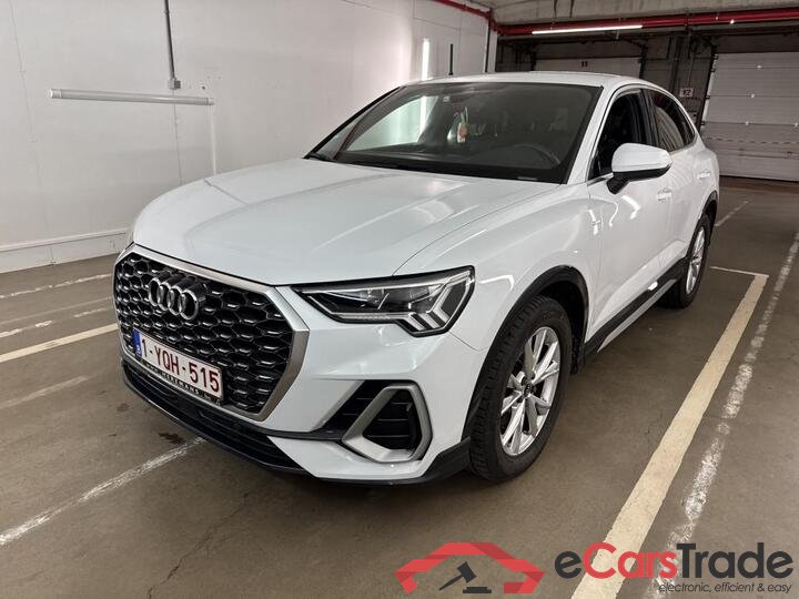 Audi Q3 Sportback 2.0 35 TDI Quattro S-Line LED-Matrix Virtual Navi-Pro 1/2 Sport-Leather-Alcantara Ambient KeylessGo Camera Klima PDC ...