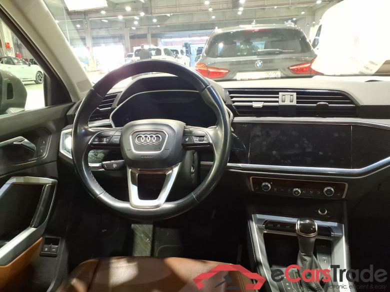 AUDI Q3 1.4 45 TFSI E S TRONIC #6
