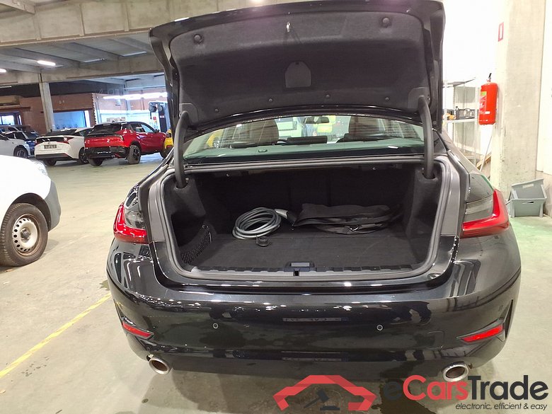 BMW 3-serie 2.0 320E BERLINE #3