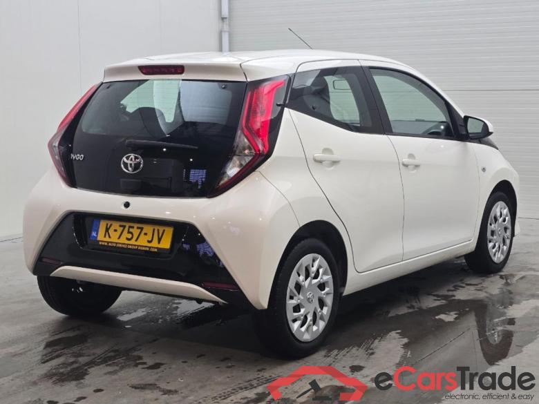 TOYOTA Aygo 1.0 VVT-i x-play #4