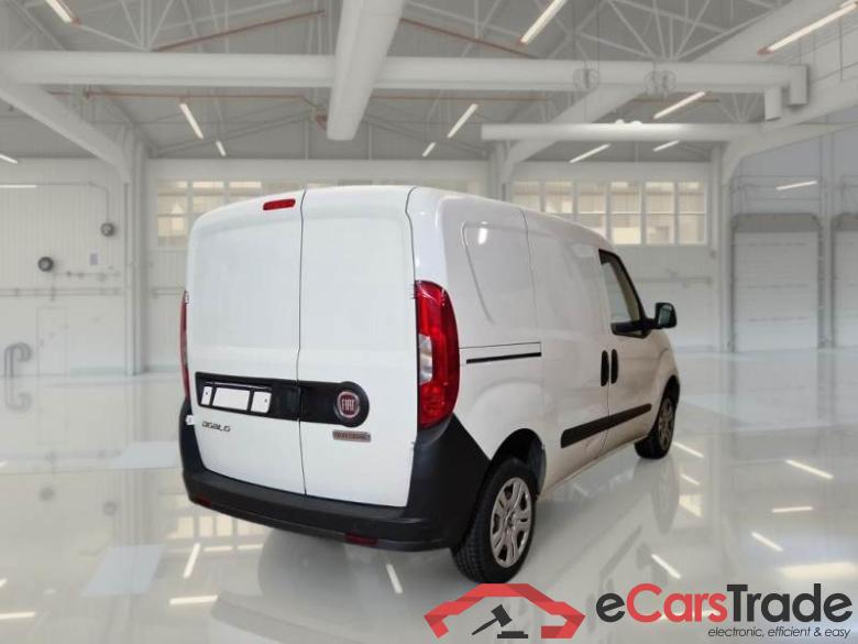 FIAT DOBLÒ CARGO / 2014 / 4P / VETT. FURGONATA 1.6 MULTIJET 16V 105CV SX EURO 6 #2