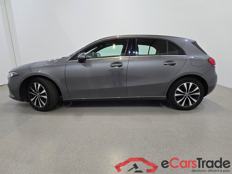 Mercedes A 250e Plug-In Hybrid Aut. LED-Xenon Widescreen Navi Sport-Leather KeylessGo Camera Klima PDC ... #2