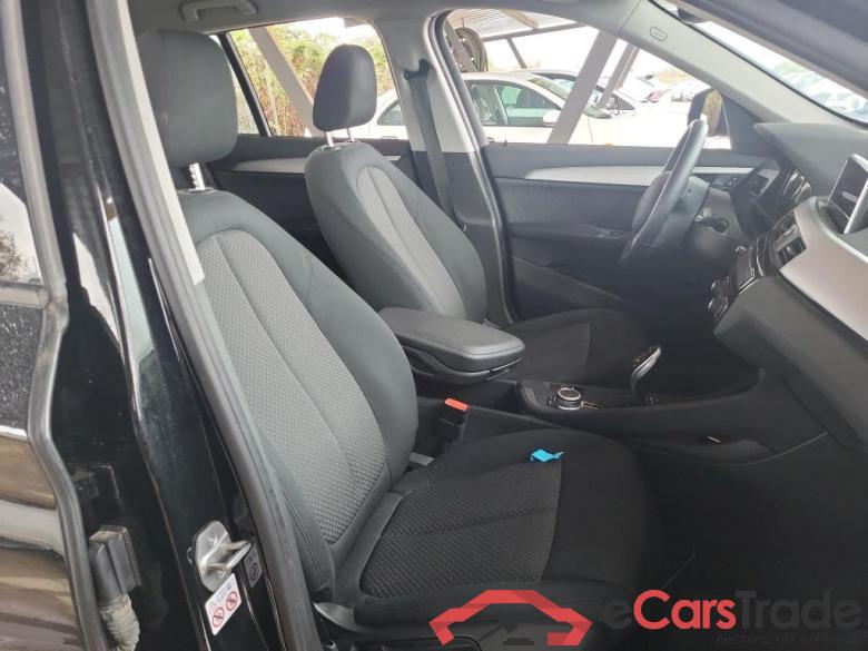 BMW X1 / 2019 / 5P / todoterreno sDrive18d #6