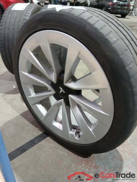 Tesla Model 3 (01.2019->), RWD 60 kWh, 2023 - 2025 #5