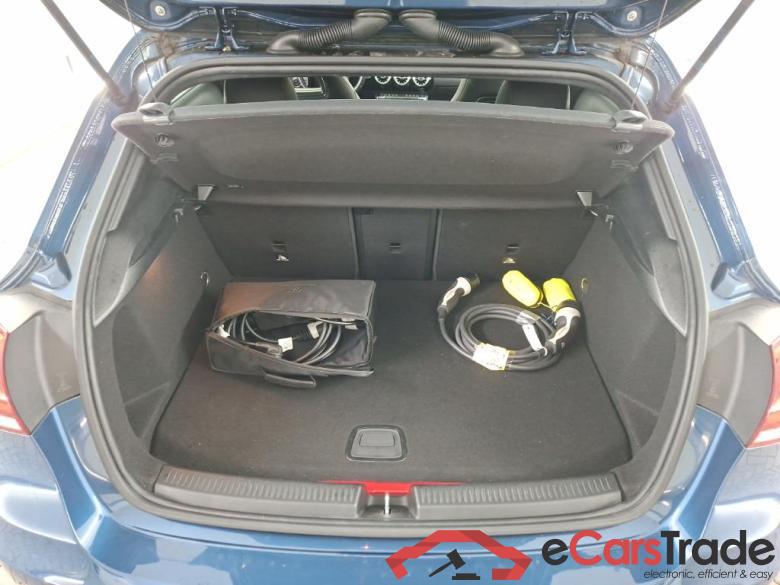 MERCEDES-BENZ A-klasse A 250 e 8G-DCT Business Sol AMG Limited 5D 160kW #5