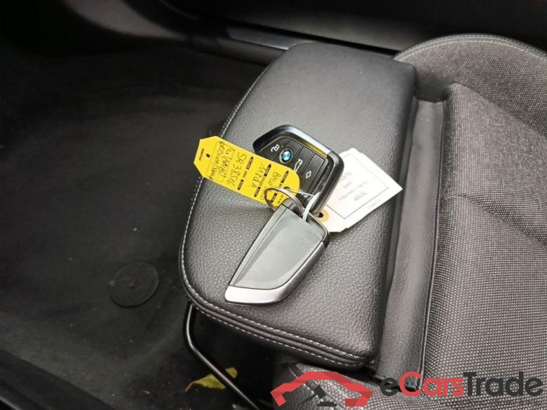 BMW 1 HATCH DIESEL - 2019 118 dA 150 (EU6d-TEMP) 5d #4