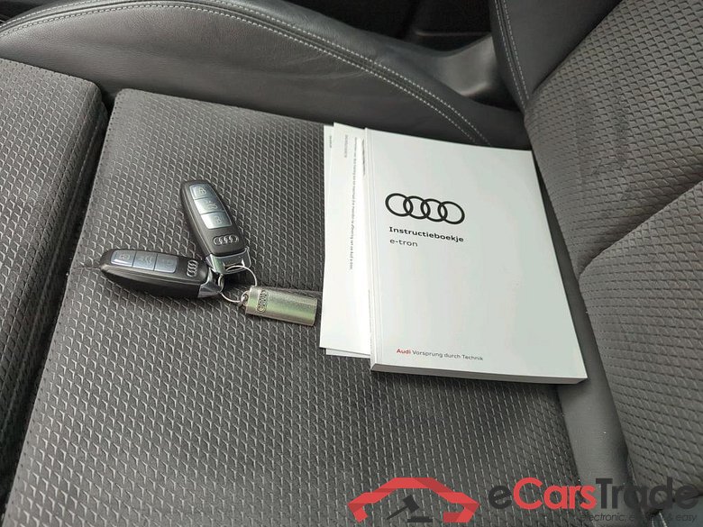 AUDI e-tron Sportback 300 kW #6