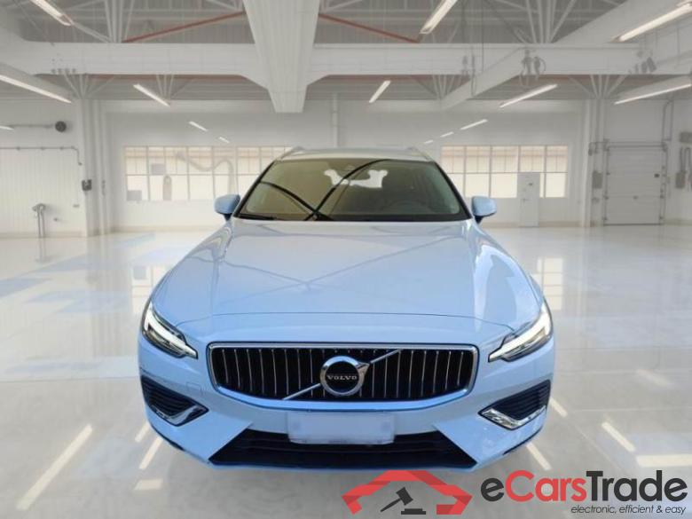 VOLVO V60 / 2019 / 5P / STATION WAGON T6 PLUG-IN AWD AUTOM.INSCR.EXPR. #6