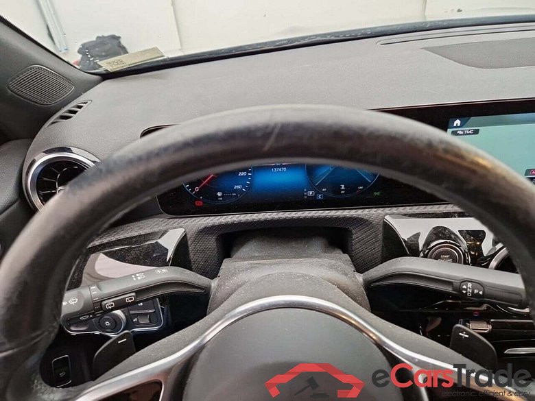 MERCEDES-BENZ CLA SHOOTING BRAKE 2.0 200 D STYLE 7G-DCT #6