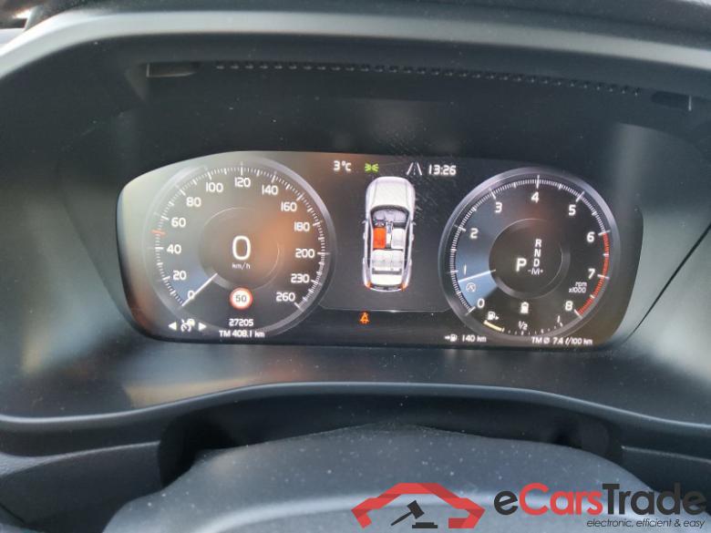 Volvo XC40 (2017->) DE - SUV5 B4 2WD EU6d, R-Design (EURO 6d), 2020 - 2022 #6