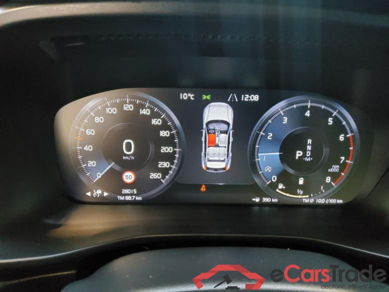 Volvo XC40 (2017->) DE - SUV5 B4 2WD EU6d, Inscription (EURO 6d), 2020 - 2022 #6