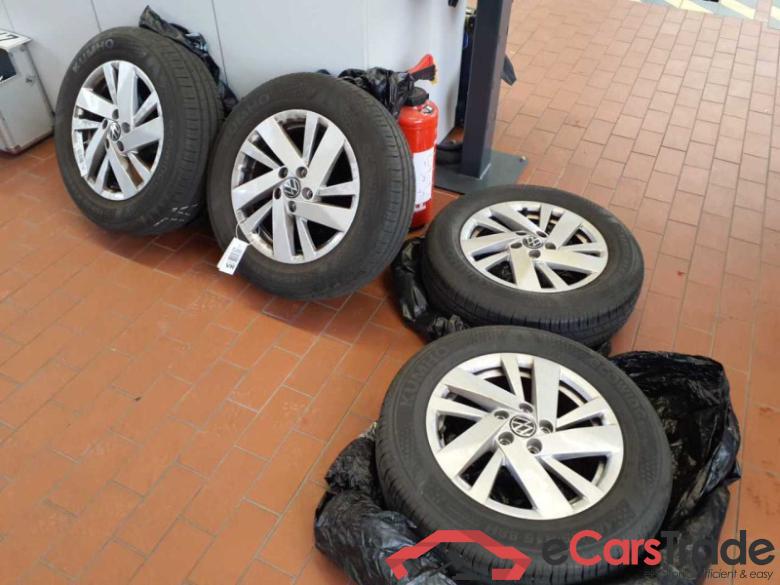 Volkswagen Polo VI (AE1)(05.2021->) DE - LimS5 1.0 TSI EU6d, Style, (Facelift) 2021 - 2024 #3