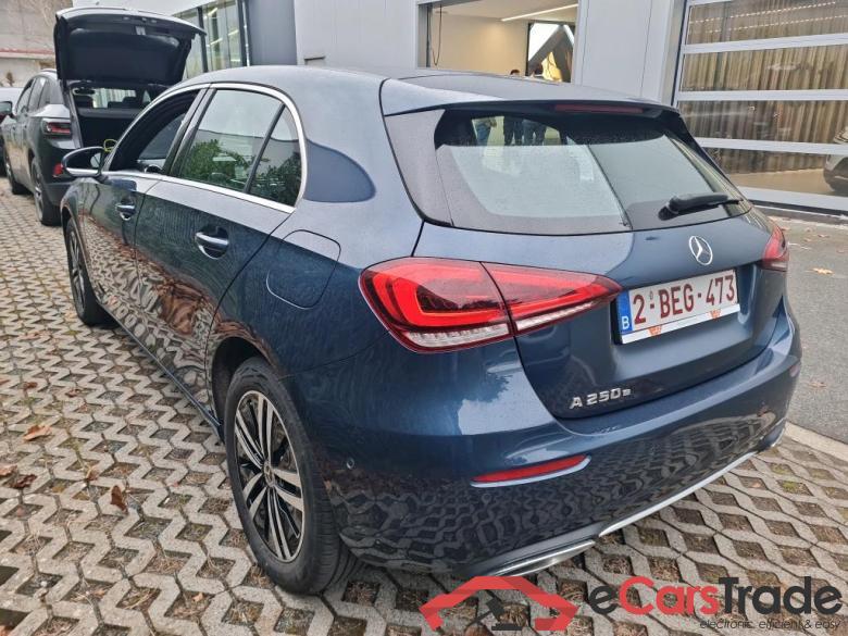 MERCEDES-BENZ CLASS A (W177) A 250 e PHEV Business Solution #3