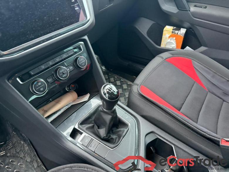 VOLKSWAGEN Tiguan Trendline 2.0 TDI SCR  85 kW (115 pk) 6 versnellingen manueel #4