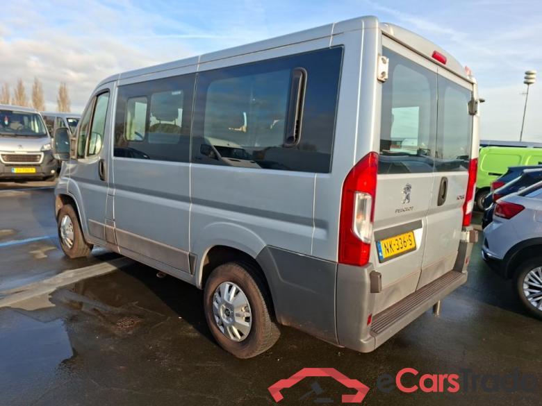 PEUGEOT Boxer Combi 330 2.0 HDI L1H1 Pr. #4