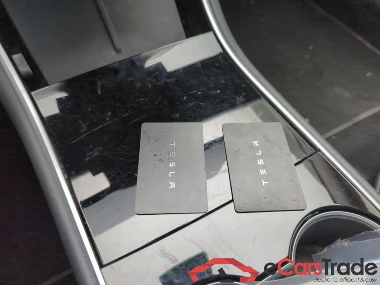 Tesla Model 3 Standard Range Plus RWD 4d #4