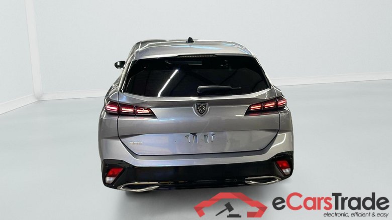 Peugeot 308 SW Hybrid 145 e-DCS6 Allure #6