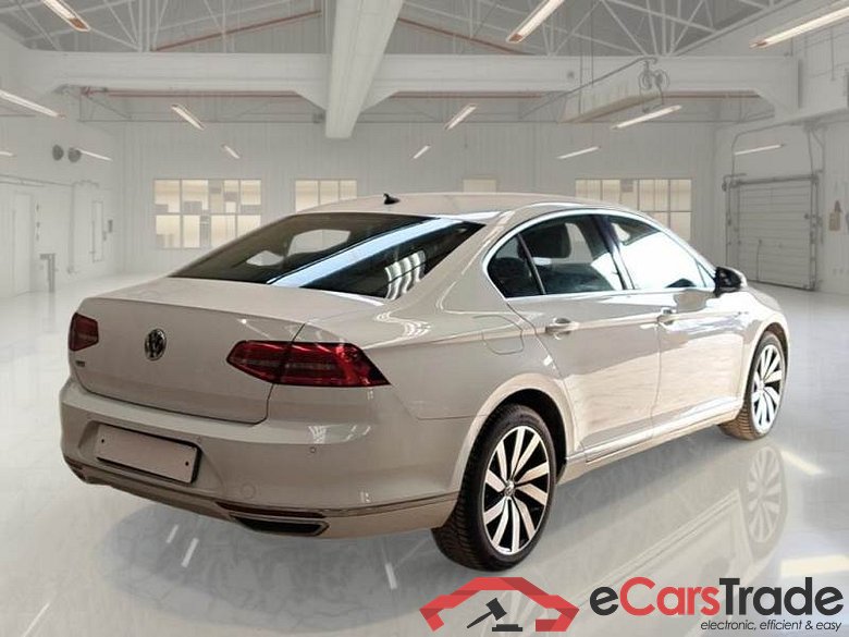 VOLKSWAGEN PASSAT / 2014 / 4P / BERLINA 1.4 TSI DSG GTE #2