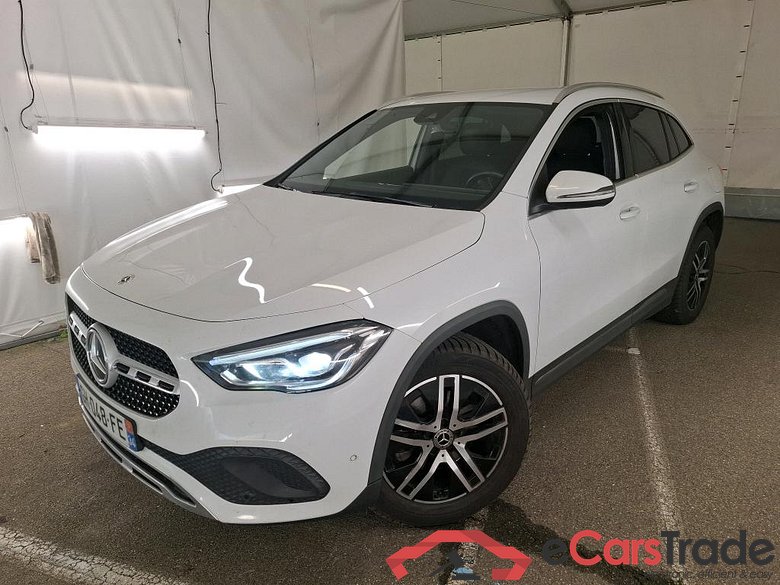 MERCEDES-BENZ GLA / 2020 / 5P / SUV 2.0 GLA 200 D BUSINESS LINE DCT #1